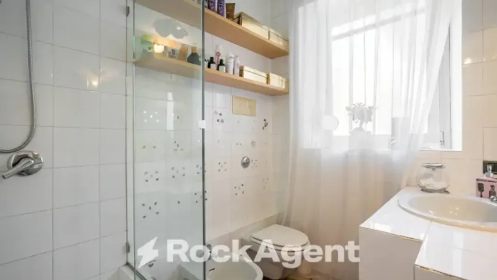 Salles de bain - Apartment with Terrace in Bergamo