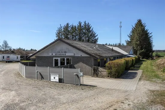 6-toaline maja asukohas Frederikshavn