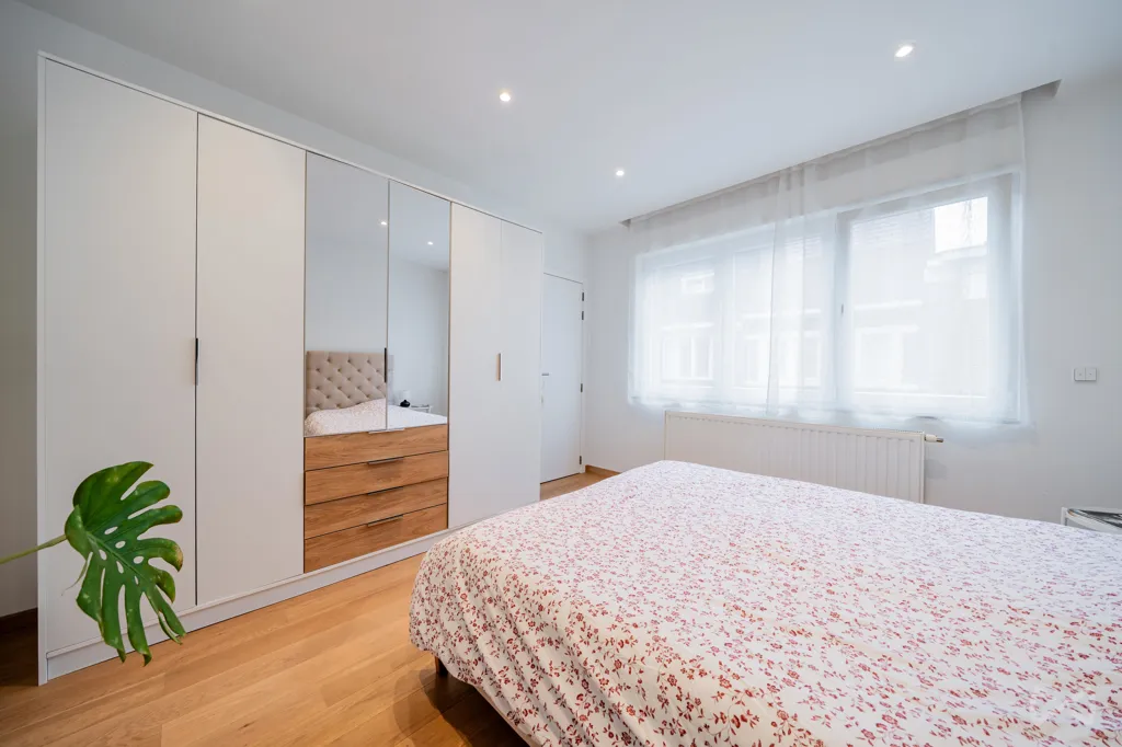 Magamistoad - Charming House with Courtyard in Evere