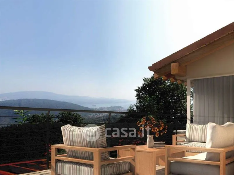 Terrazza - Trilocale with Private Garden in Bee