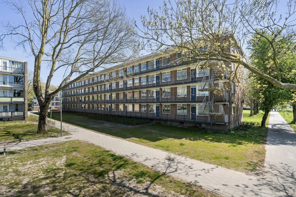 Välivaade - Galerij Flat with Garden in Rotterdam