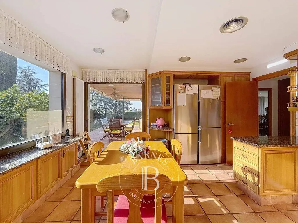 Köök - Luxury Villa with Pool in El Masnou