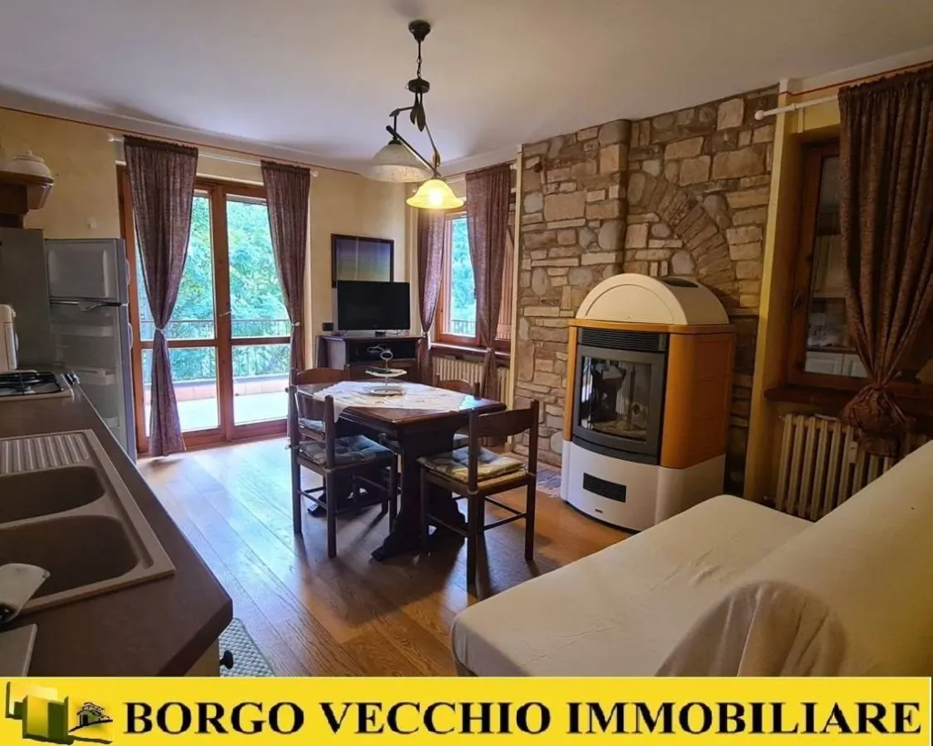 Salle à manger - Apartment with Terrace in Limone Piemonte