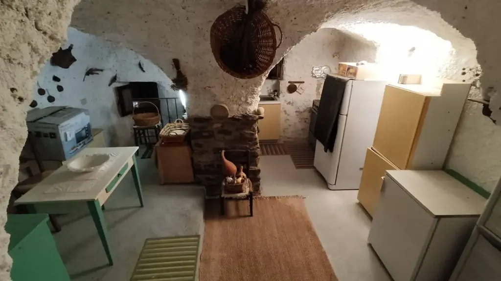 Cuisine - Historic Apartment in Pigna, Imperia