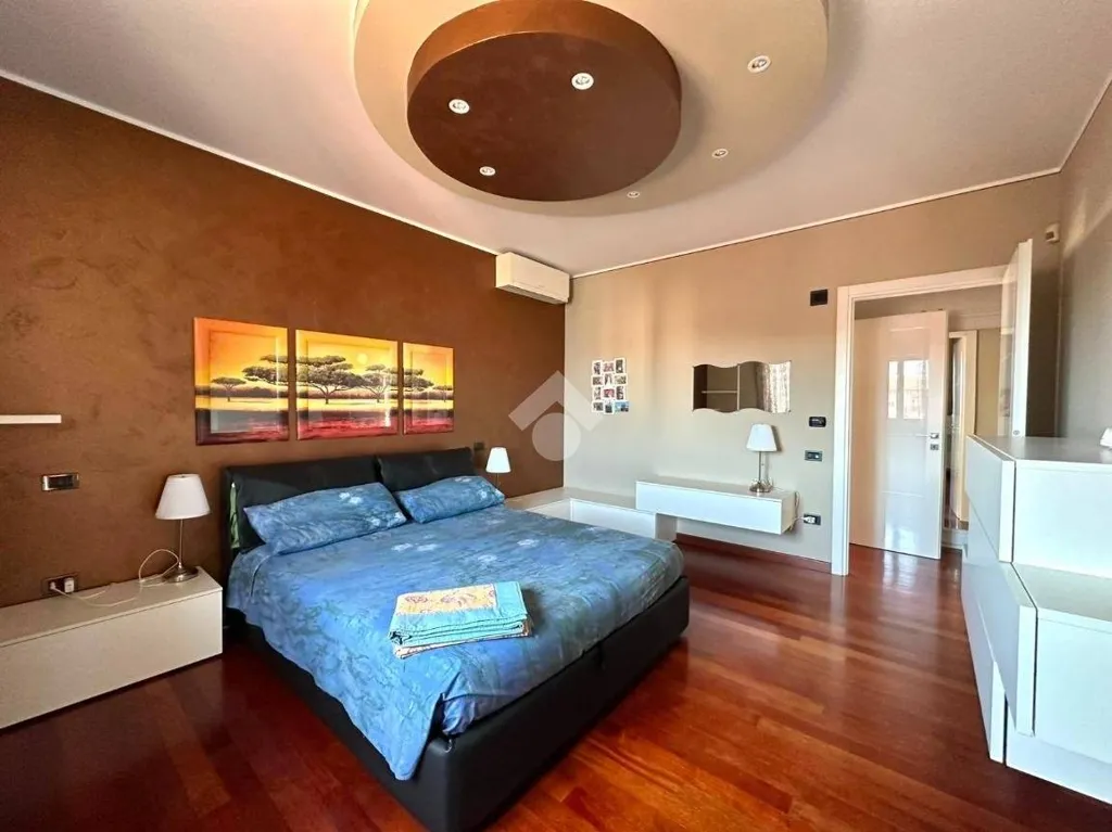 Camere da letto - Attico con vista centrale a Savigliano