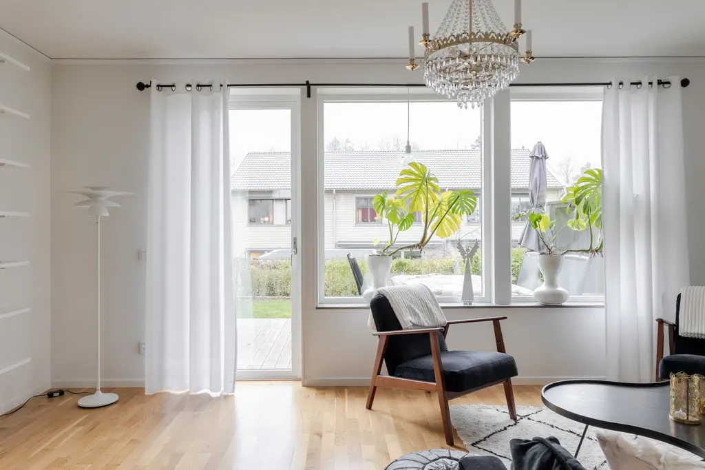 Séjour - Apartment with Garden in Bredvik