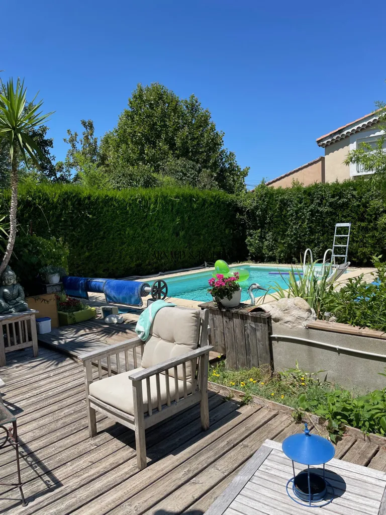 Piscine - Villa avec Piscine à Savasse