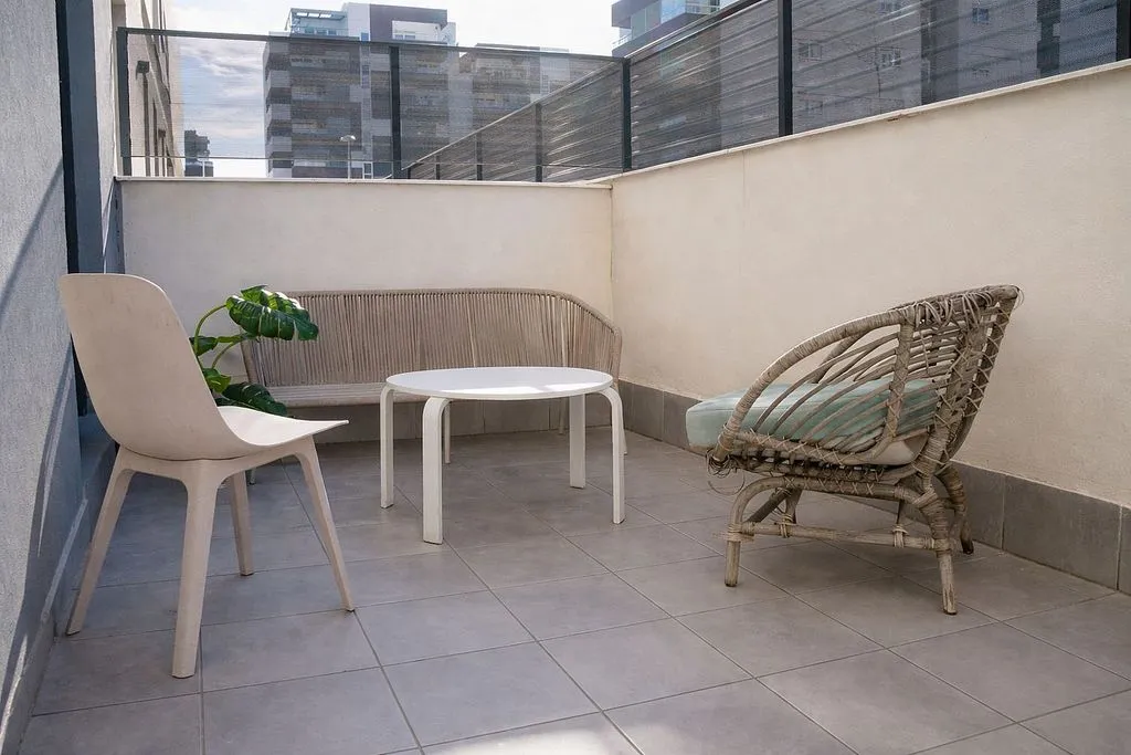 Terrasse - Modern Flat with Pool in El Cañaveral