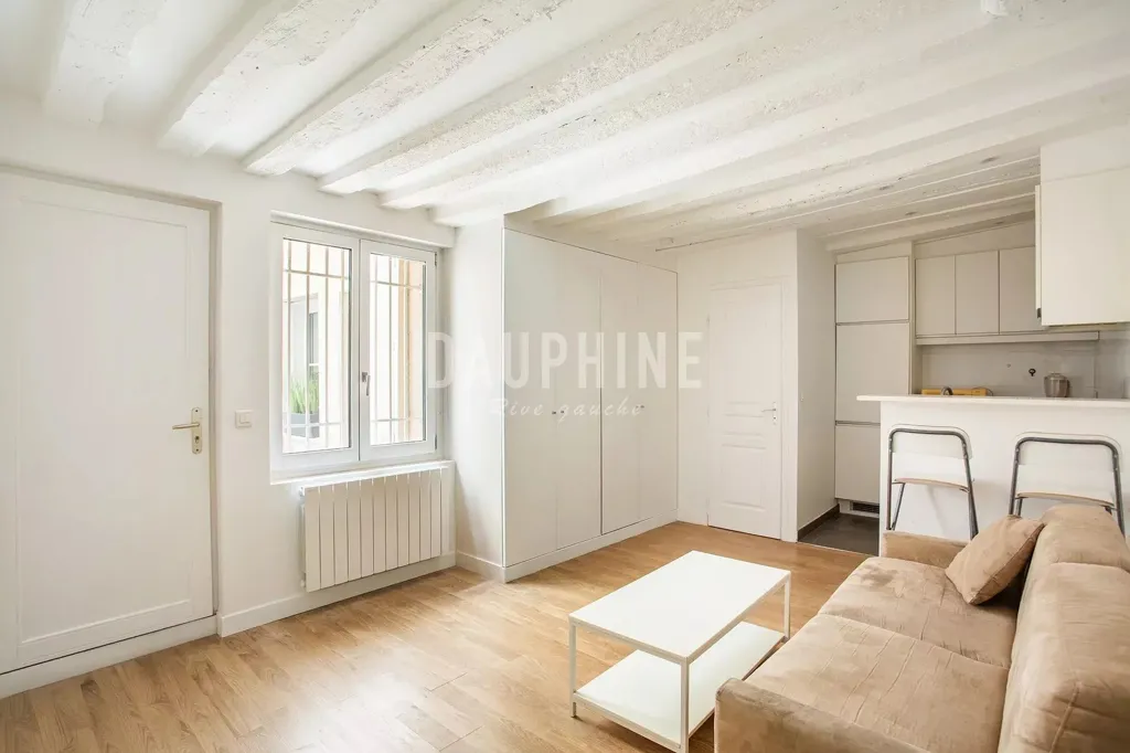 Elutuba - Studio with Open Kitchen in Odéon Centre