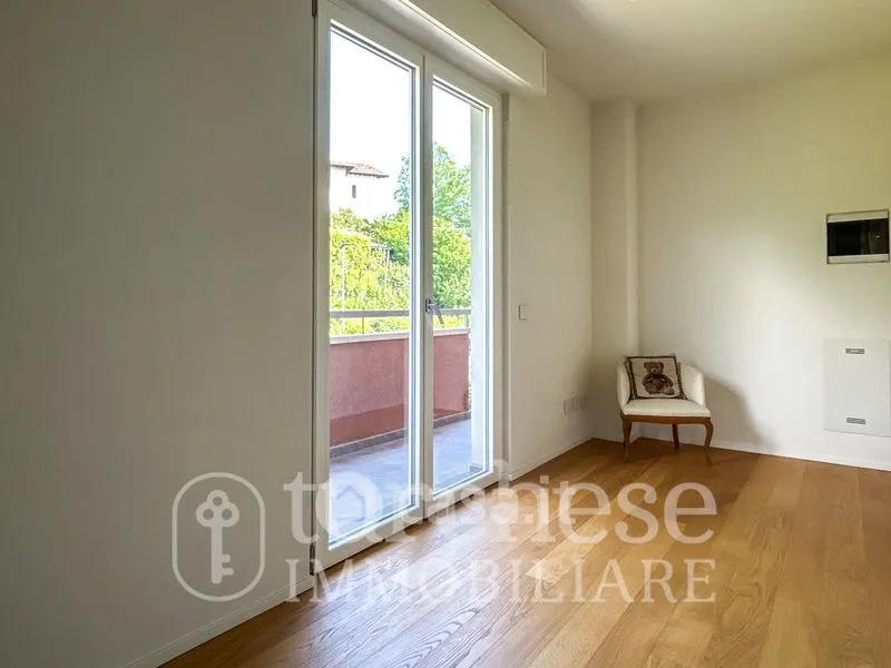 Chambres - Rustic Trilocale with Balcony in Sorisole