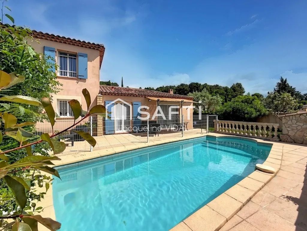 Piscine - Maison avec Piscine et Garage à Marseille-11e