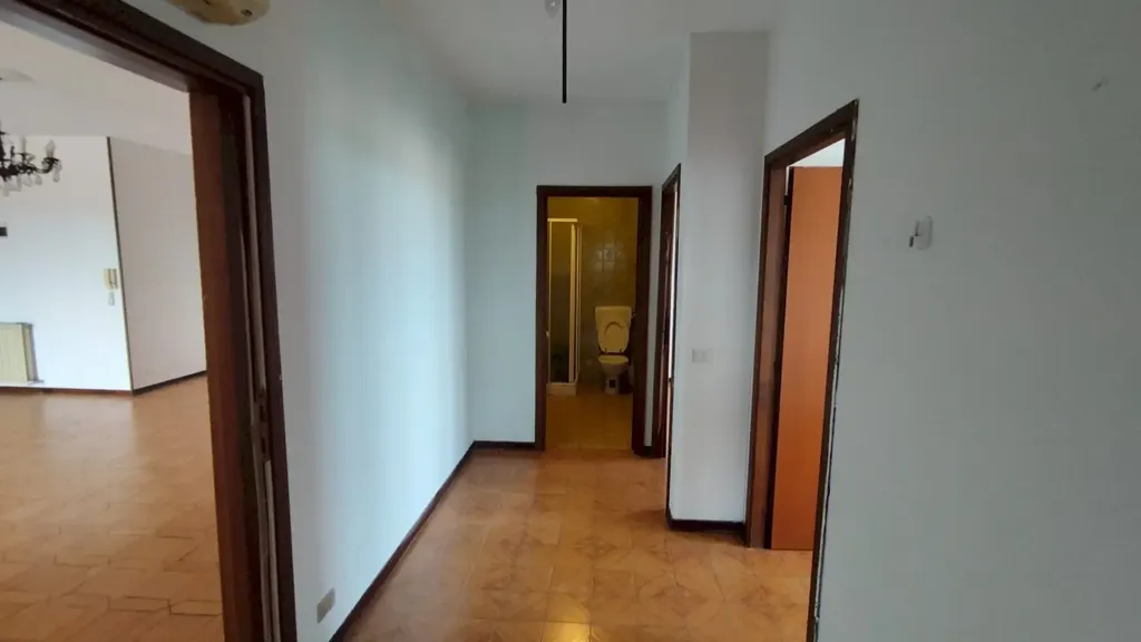 Entrée - Spacious Apartment with Balcony in Modena