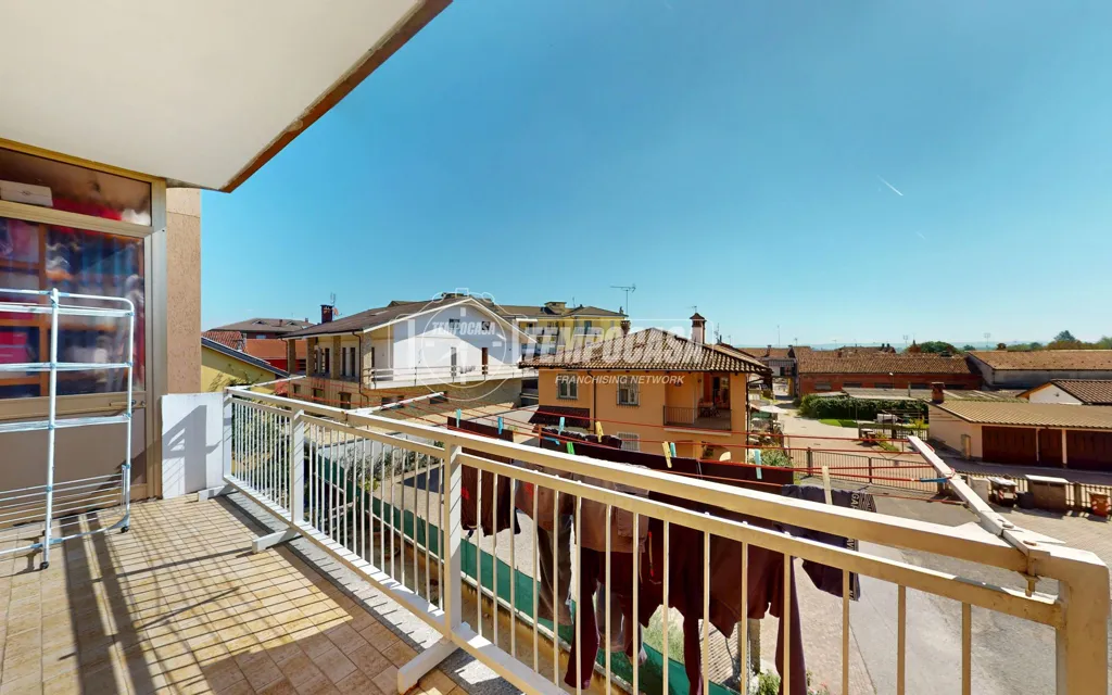 Rõdu - Fully Rented Flat with Private Garage in Cervere