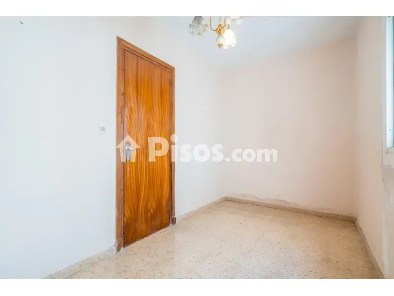 Pièces - Apartment with Balcony in Xirivella