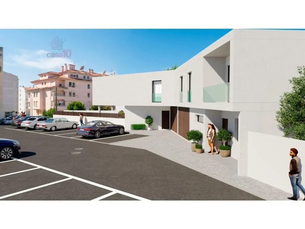Under Construction Villa with Pool in Montijo