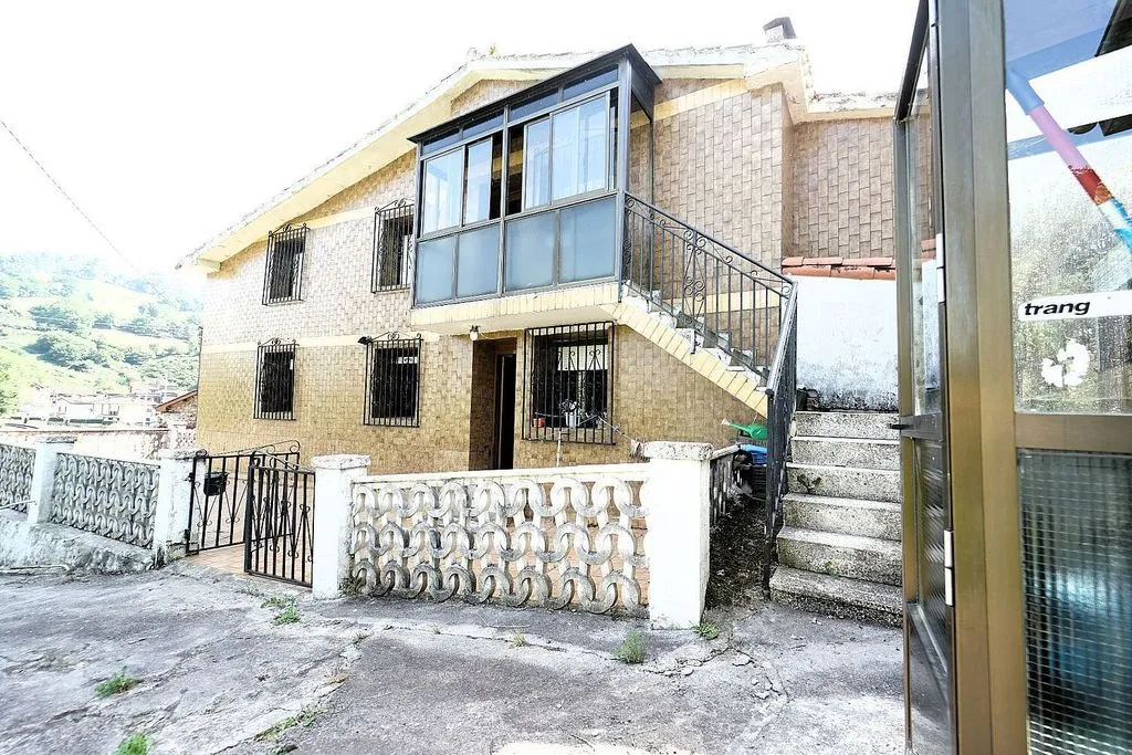 Välivaade - Terraced House with Garden in Ampuero