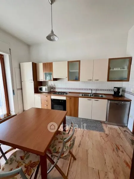 Söögituba - Student Apartment with Balcony in Cosenza