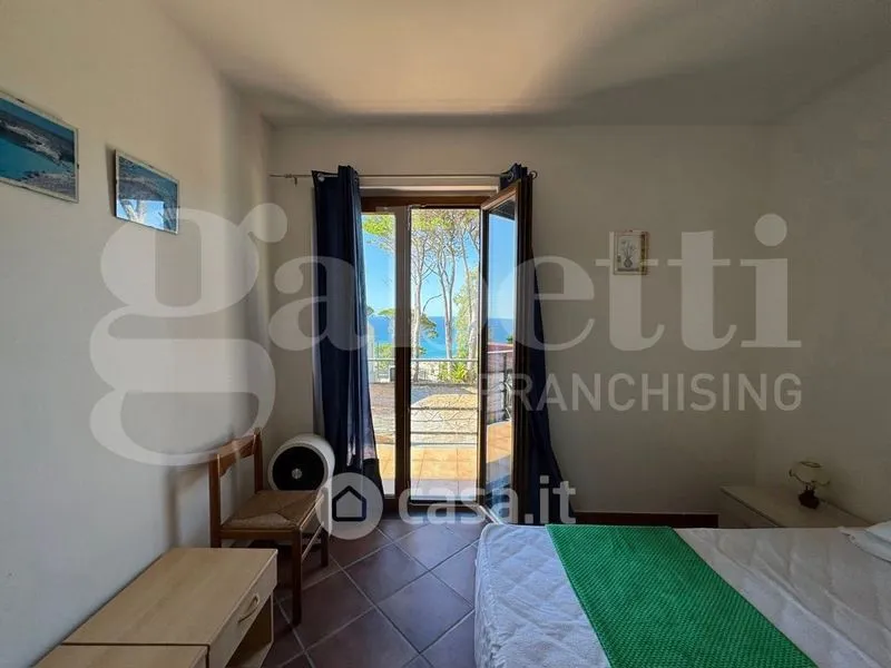 Chambres - Panoramic Bilocale with Sea View in Marmora, Messina