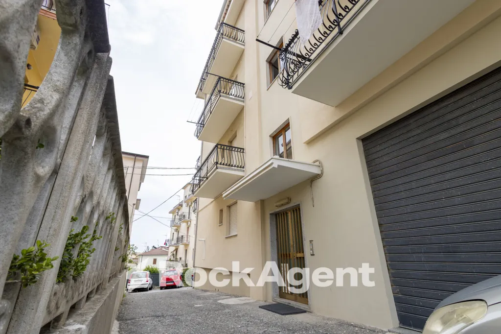 Välivaade - Apartment with Terrace in Catanzaro