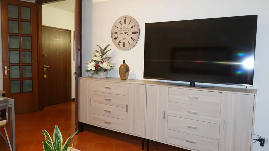 Séjour - Modernised Apartment with Balcony in Suzzara