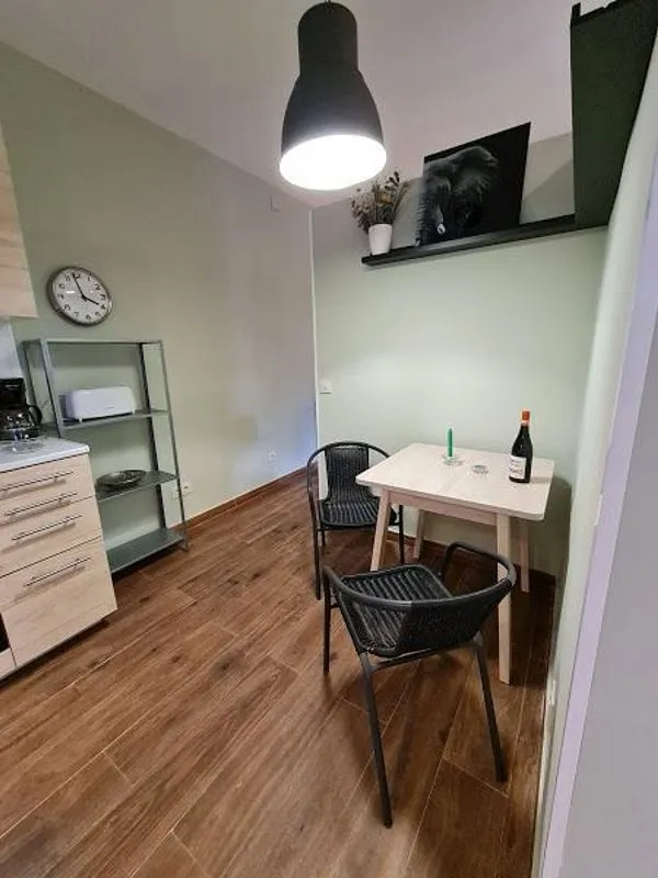 Salle à manger - Modernised Studio Flat with Garden in Nueva España