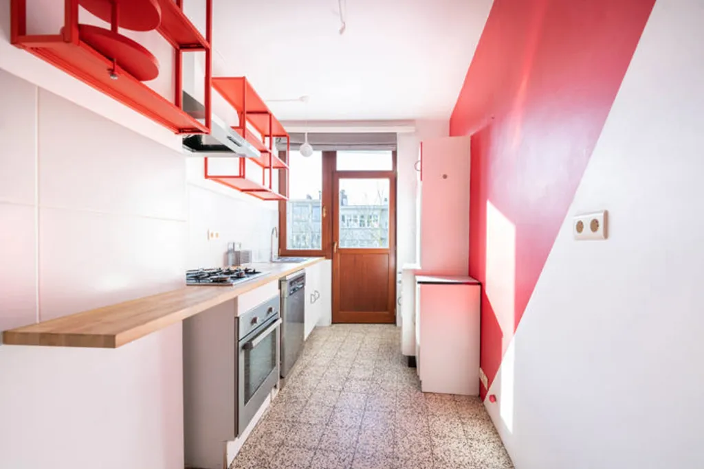 Kitchen - 2-Bedroom Apartment with Park View in Forest