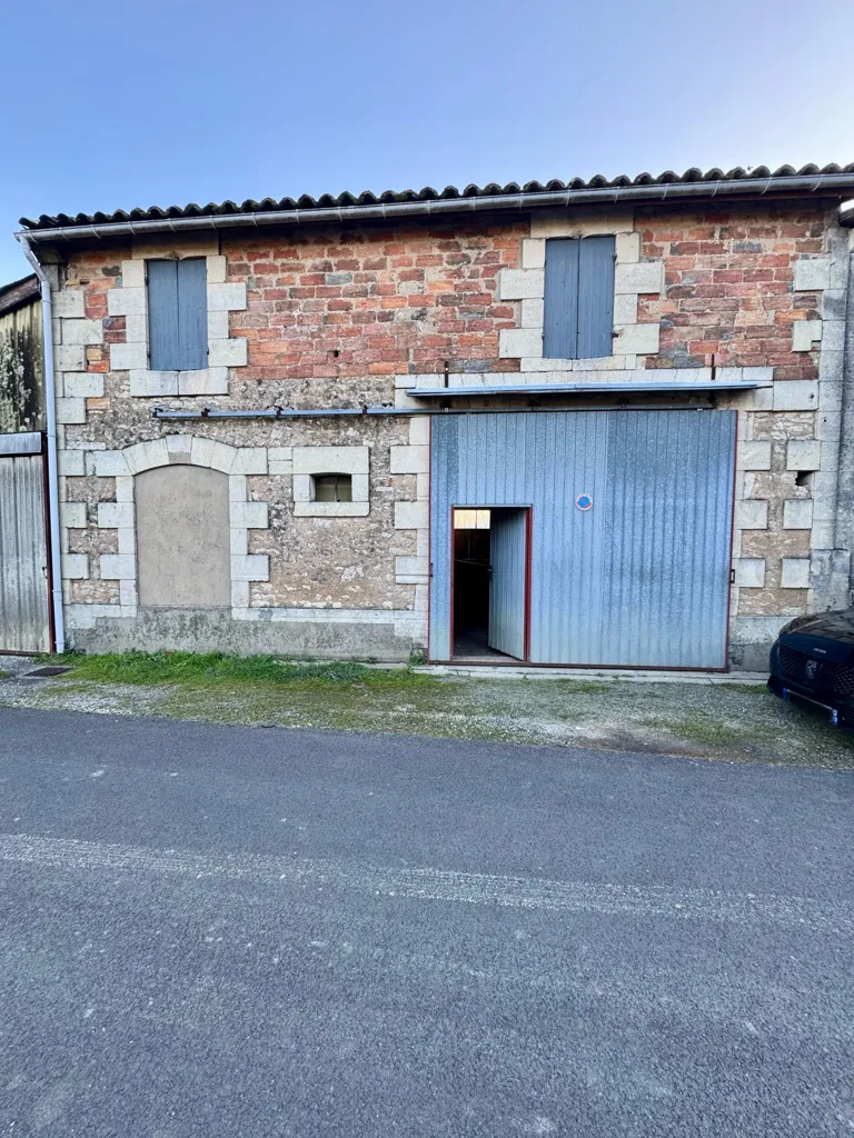 Välivaade - Stone House with Large Annex in Marcillac Centre