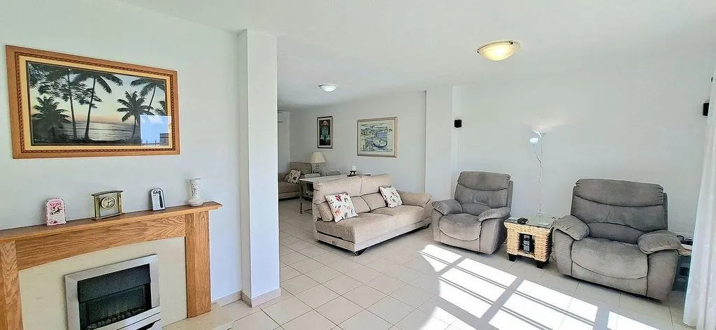 Elutuba - Semi-Detached Villa with Pool in Chayofa