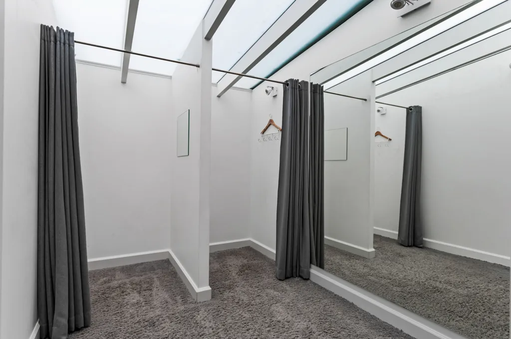 Toad - Commercial Shop with Storage/Wohn in Herentals Centre