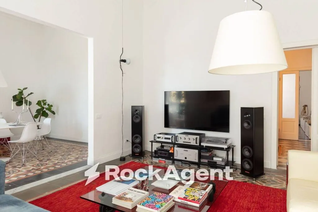 Luxury Apartment with Balcony in Leghorn