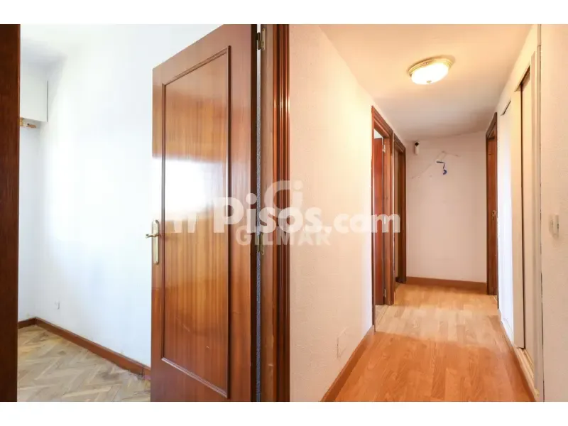 Esik - Apartment with Skyline Views in Arganzuela