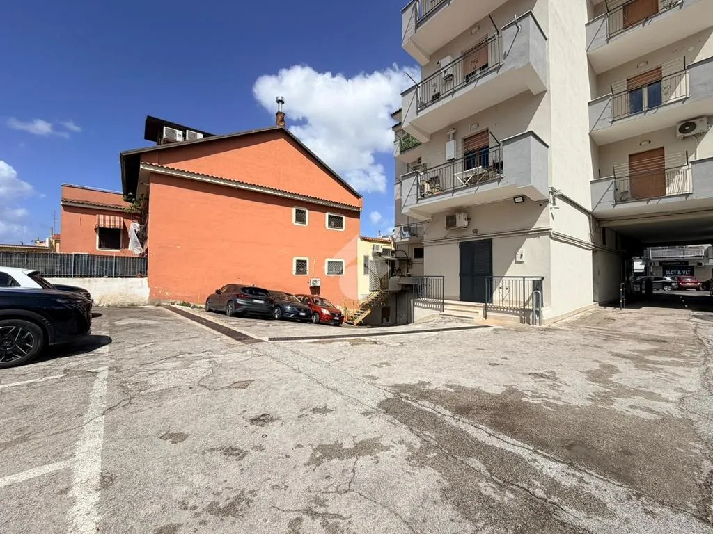 Välivaade - Loft Apartment with Balcony in Corso Italia