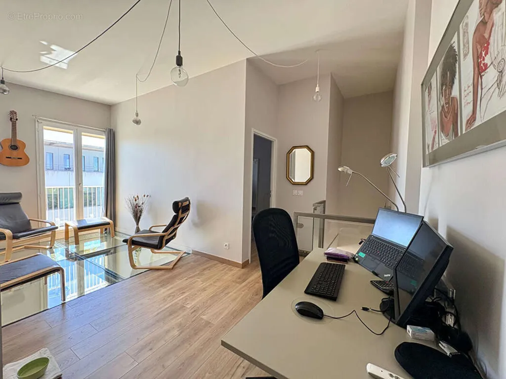Living Room - Duplex with Terraces in Bordeaux Bastide
