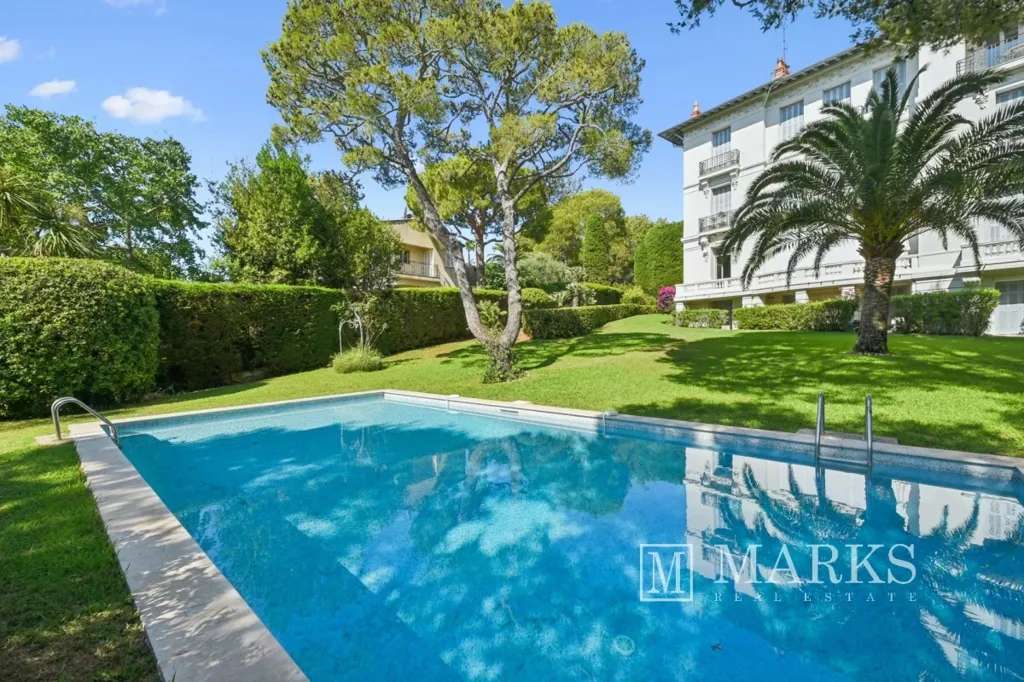Aed - Charming 2-Bed Apartment in Saint-Jean-Cap-Ferrat
