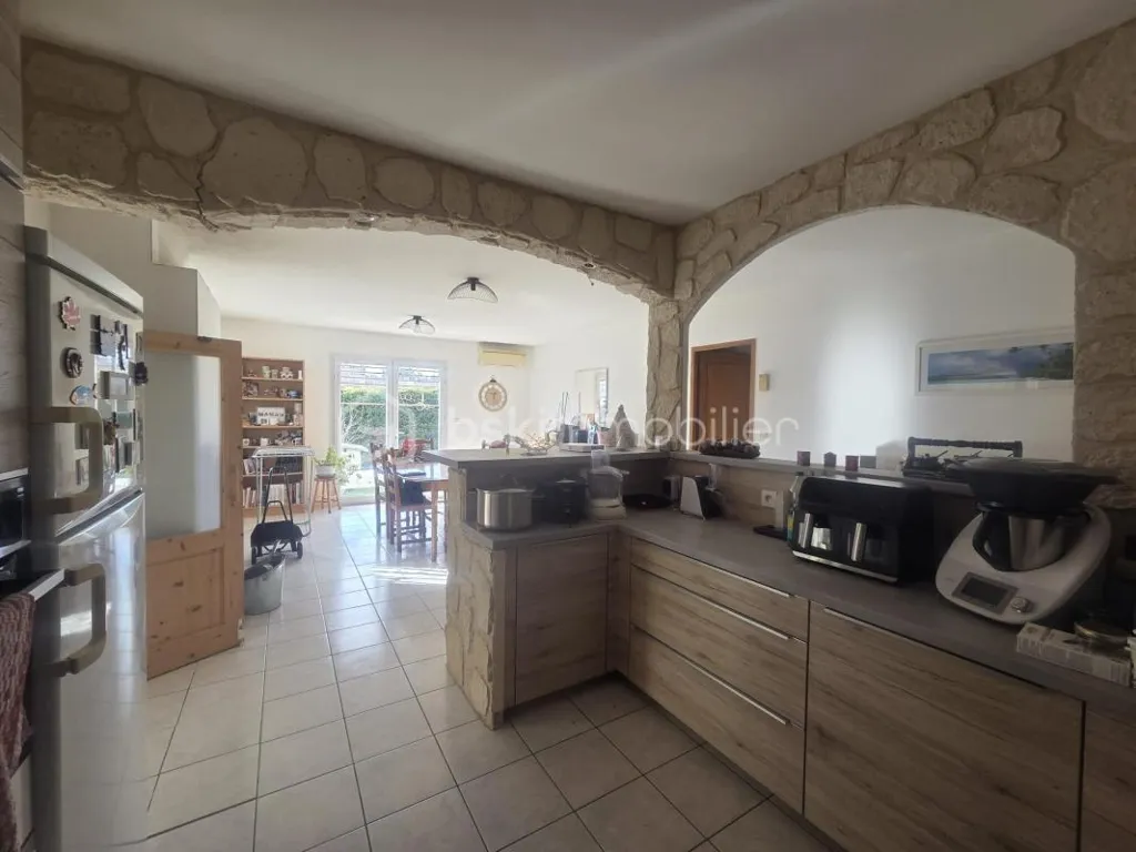 Köök - Ground Floor House with Pool in Cereste