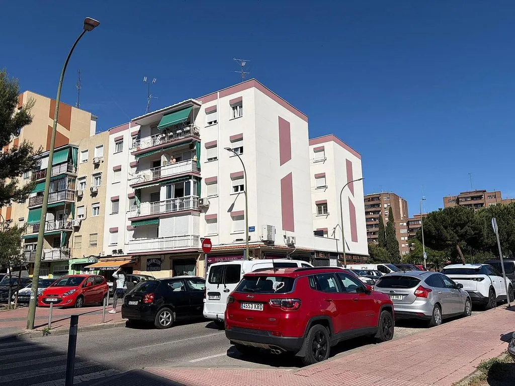 Välivaade - Apartment with Terrace in Sur-Este