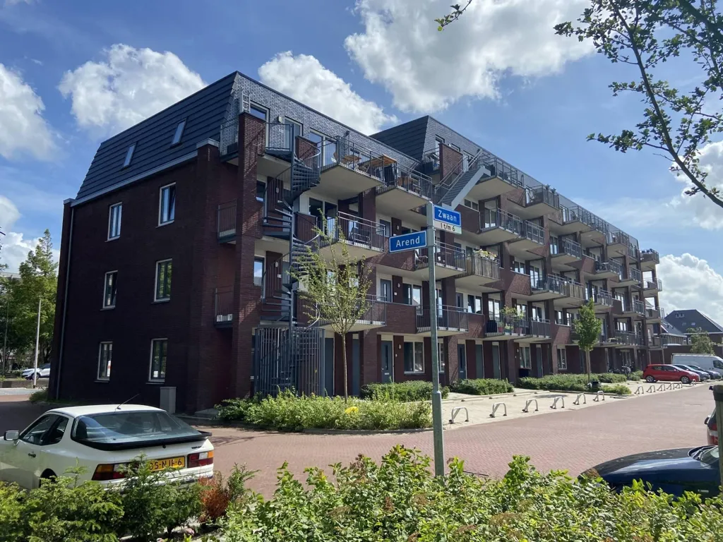Exterior - Charming House with Garage in Leiden