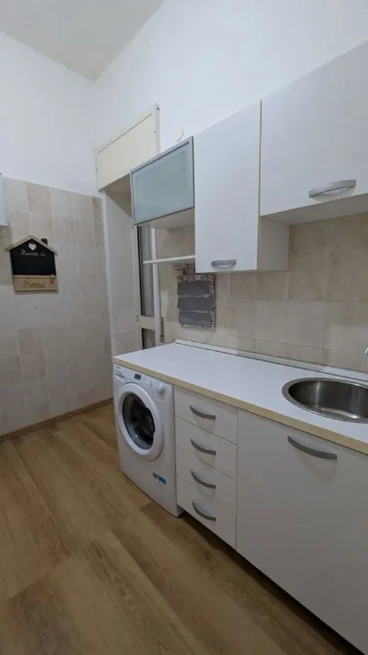 Cuisine - Modernised Flat in Central Brindisi