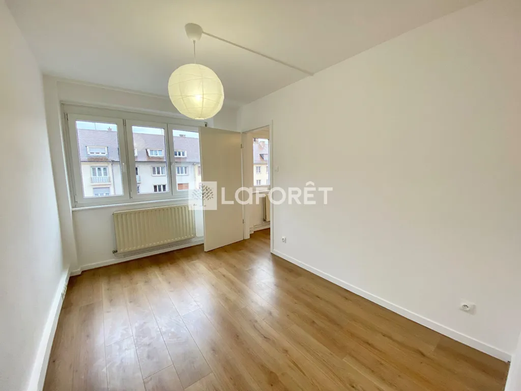 Pièces - Appartement Rénové avec Balcon à Strasbourg Neudorf