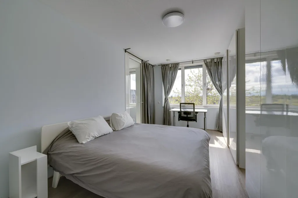Chambres - Modern Apartment with Loggia in Amsterdam