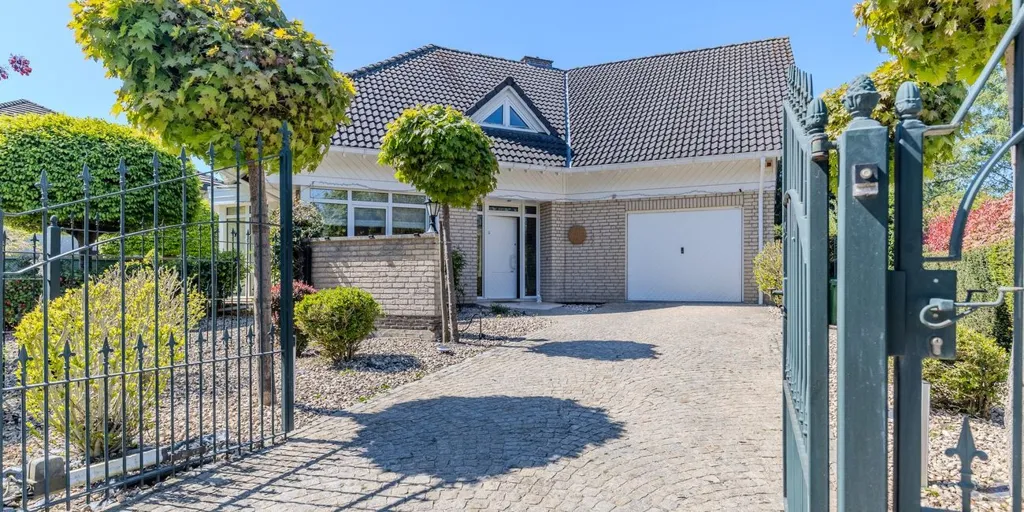 Esterno - Detached House with Garden in Lanaken