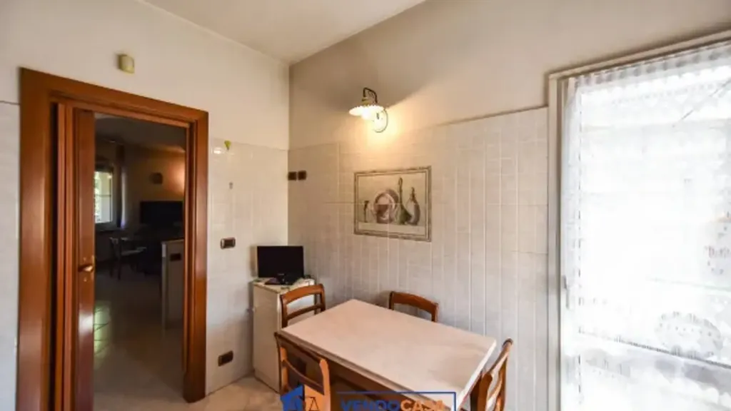 Salle à manger - Apartment with Garden in Settimo Torinese