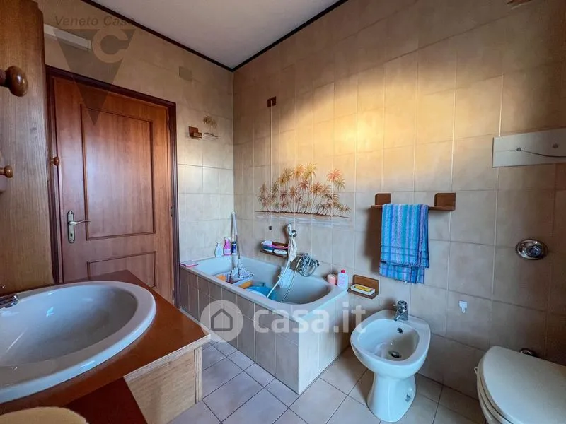 Bagni - Independent House with Workshop in Cona