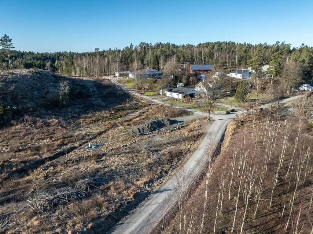Õhuvaade - Freehold Plot with Nature View in Skårby