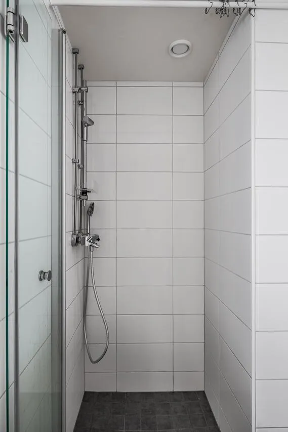 Vannitoad - Apartment with Glazed Balcony in Vantaa