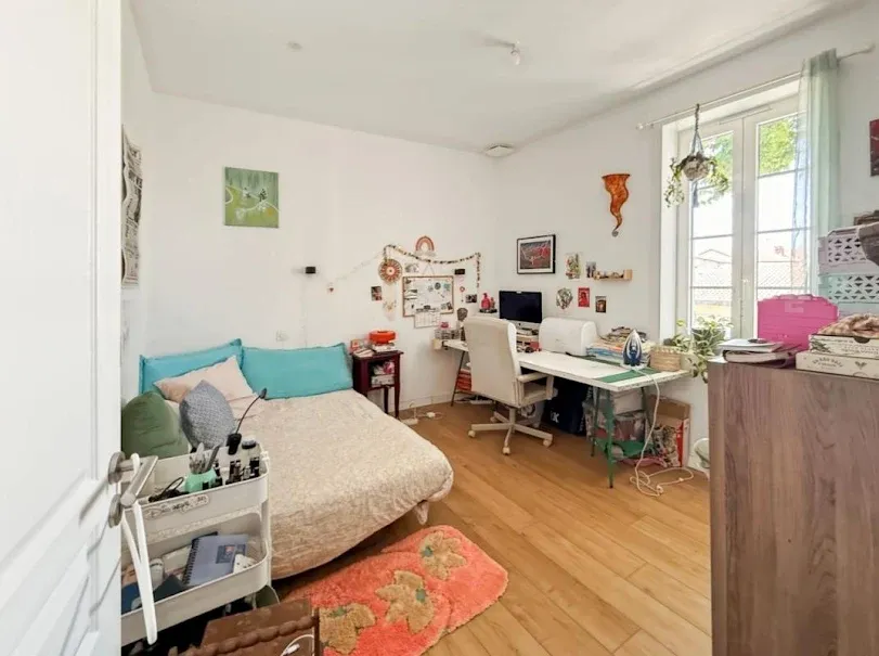 Chambres - Appartement 4 Pièces avec Climatisation à Mont-de-Marsan