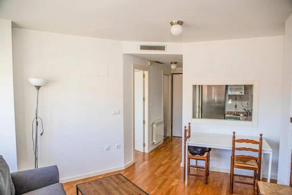 Séjour - 1-Bedroom Flat with Lift in Albacete