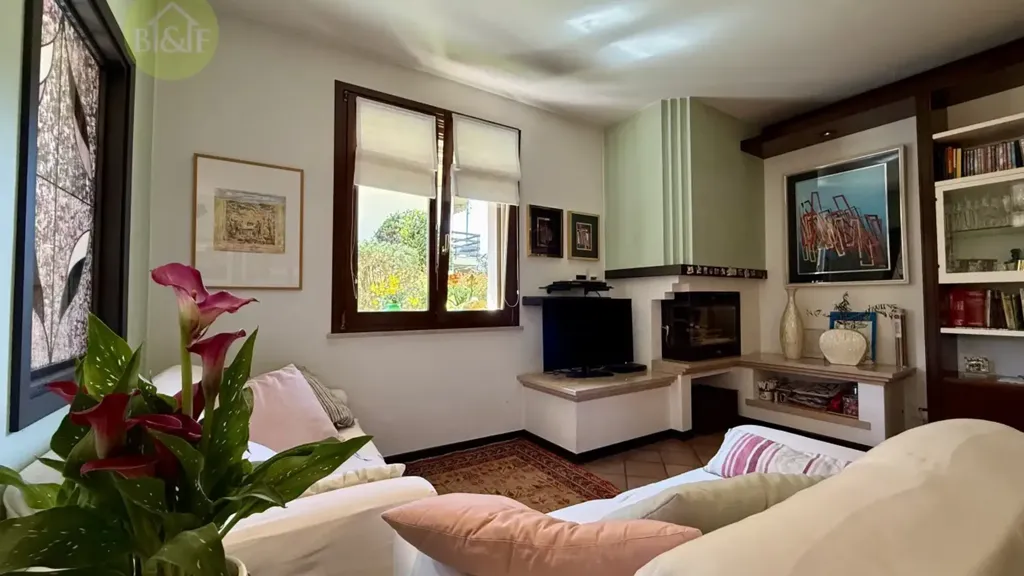 Séjour - Bifamiliare Villa with Private Garden in Legnago