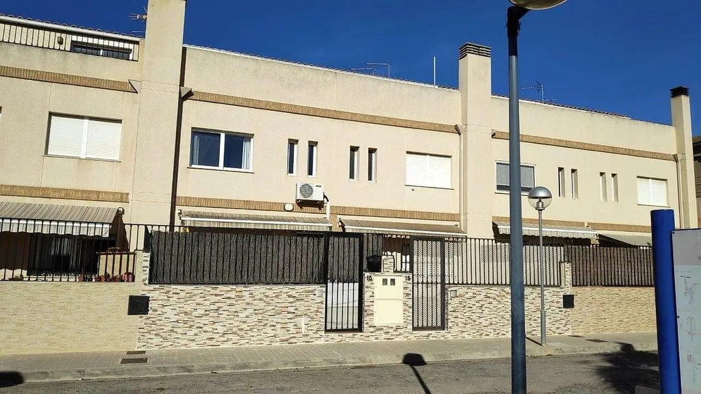 Esterno - Duplex with Pool and Terrace in Foios