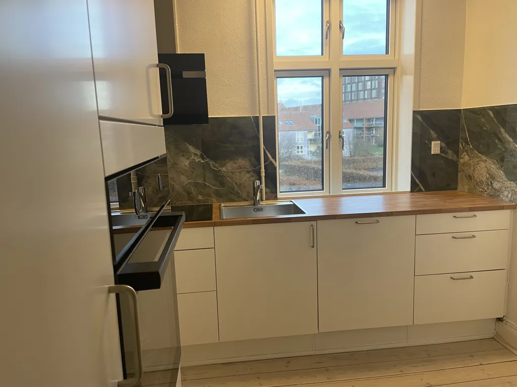 Köök - Shareable Apartment with Balcony in Kolding